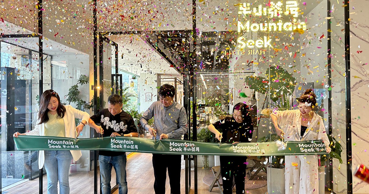 西安利来国国际最给力的老牌百货永宁门店